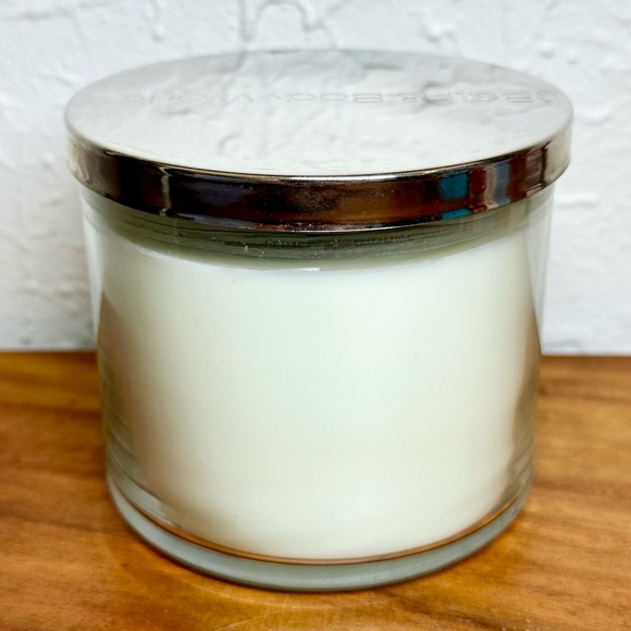 3 for $30-Bath & Body Works Peppermint Sugar Cookie Candle - Picture 4 of 13